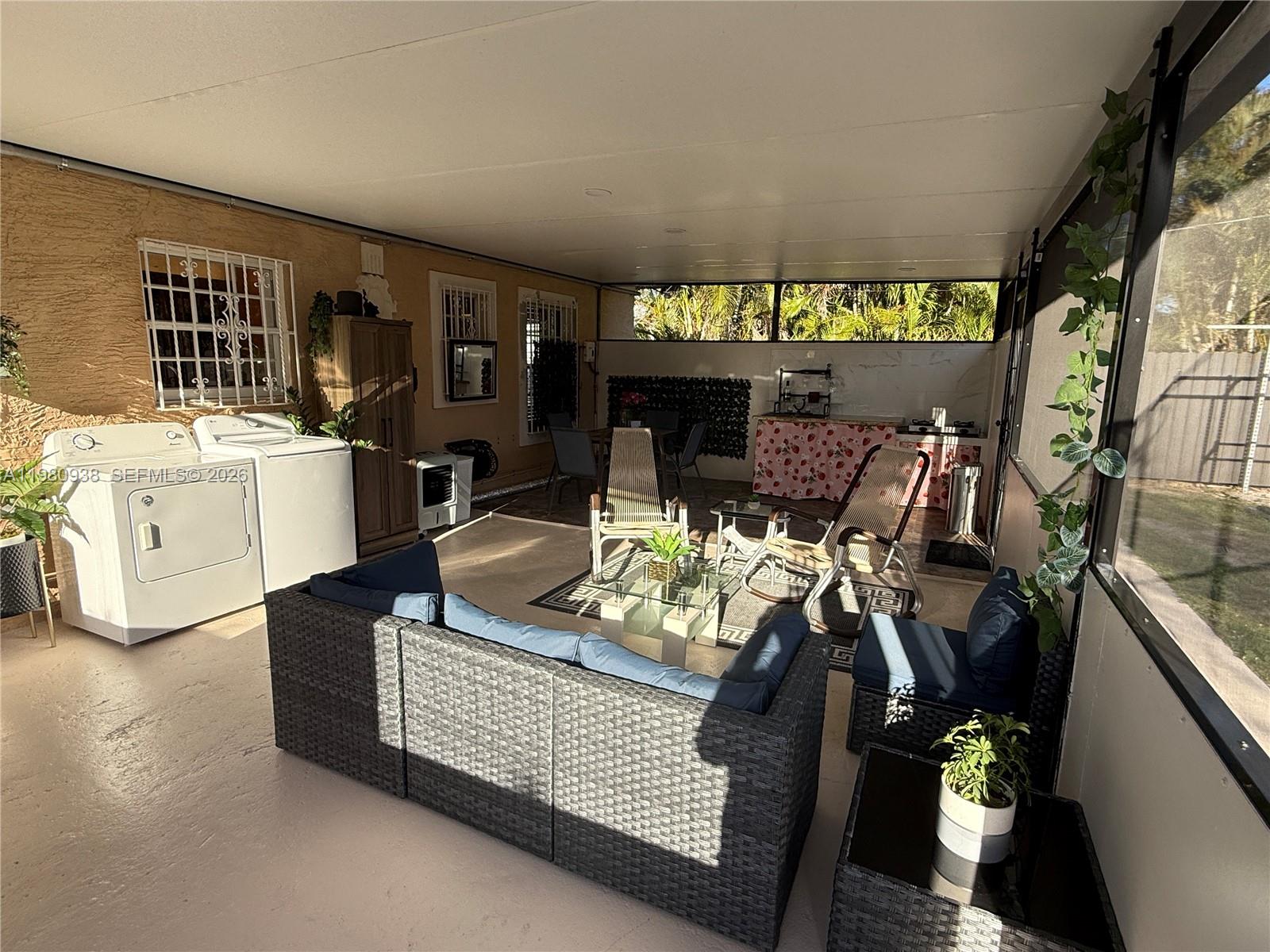 NORTH SHORE HEIGHTS - Residential