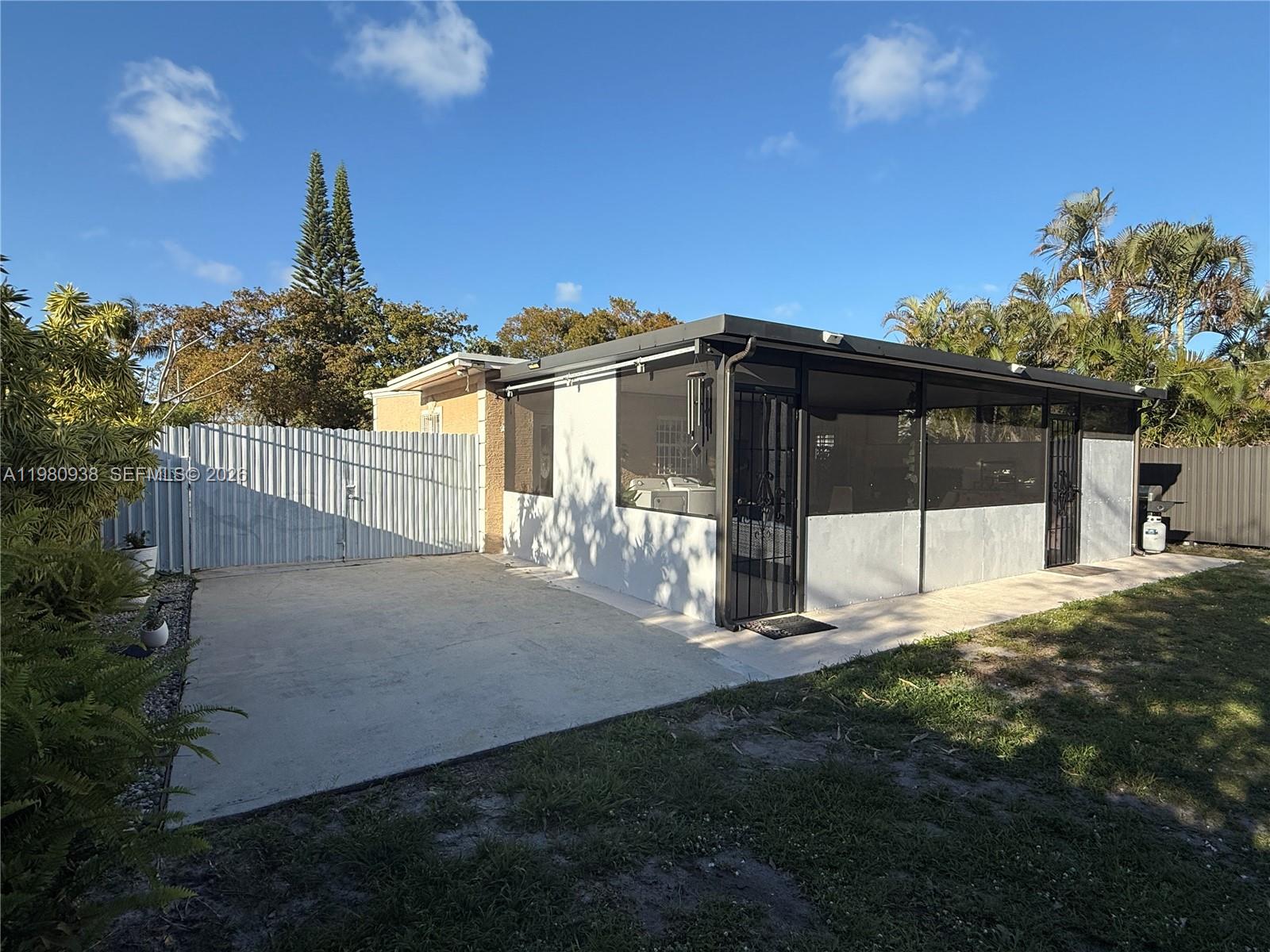 NORTH SHORE HEIGHTS - Residential