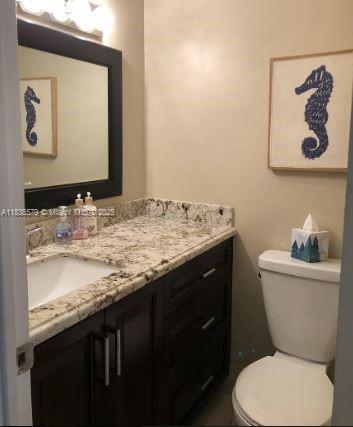 500 Bayview Dr PH-18, Sunny Isles Beach, FL, 33160/$330,000 2 500 Bayview Dr PH-18