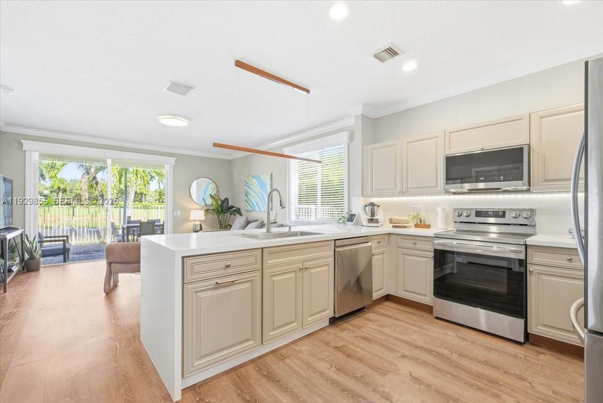 SECTOR 2-PARCELS 12 13 14 - Residential