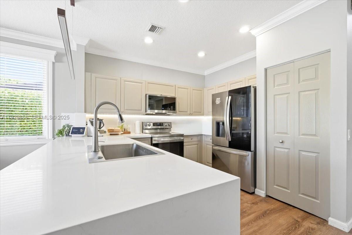 SECTOR 2-PARCELS 12 13 14 - Residential