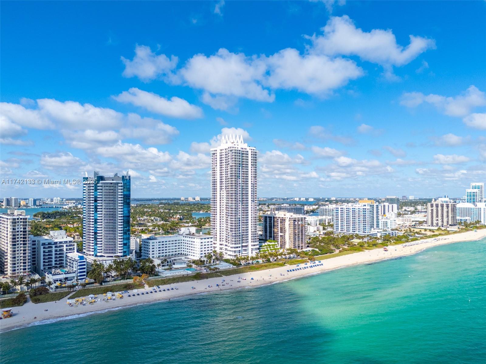 AKOYA CONDO - Residential