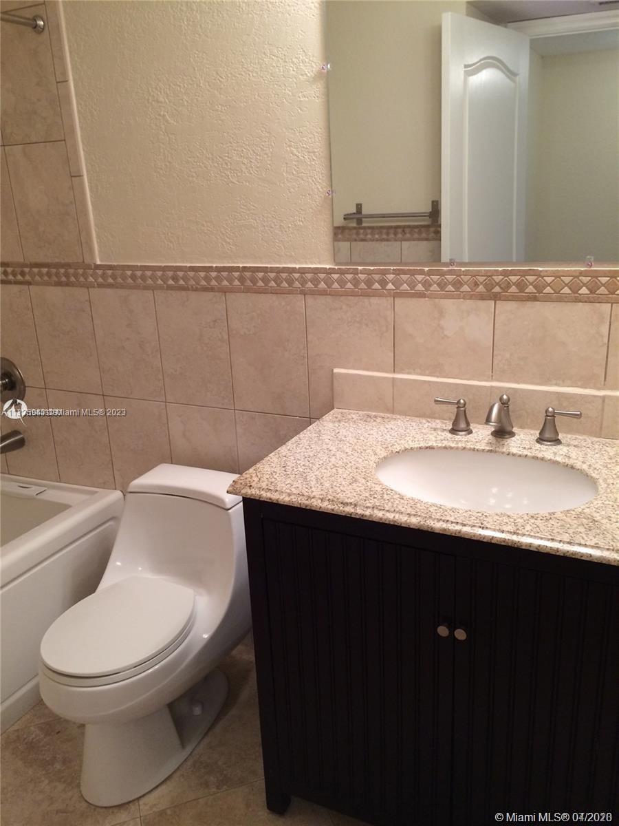 LAS VISTAS AT DORAL CONDO - Residential Lease