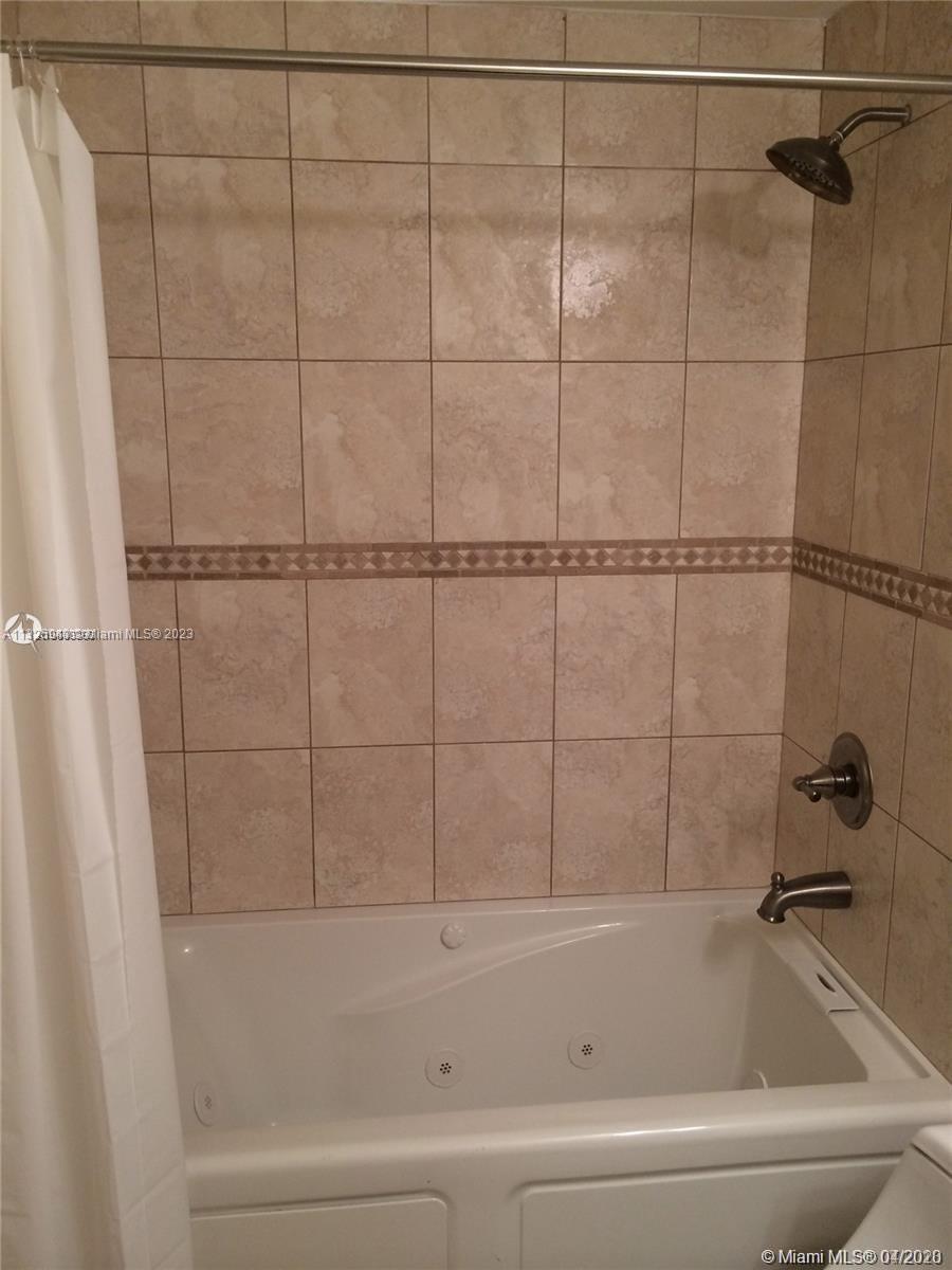 LAS VISTAS AT DORAL CONDO - Residential Lease