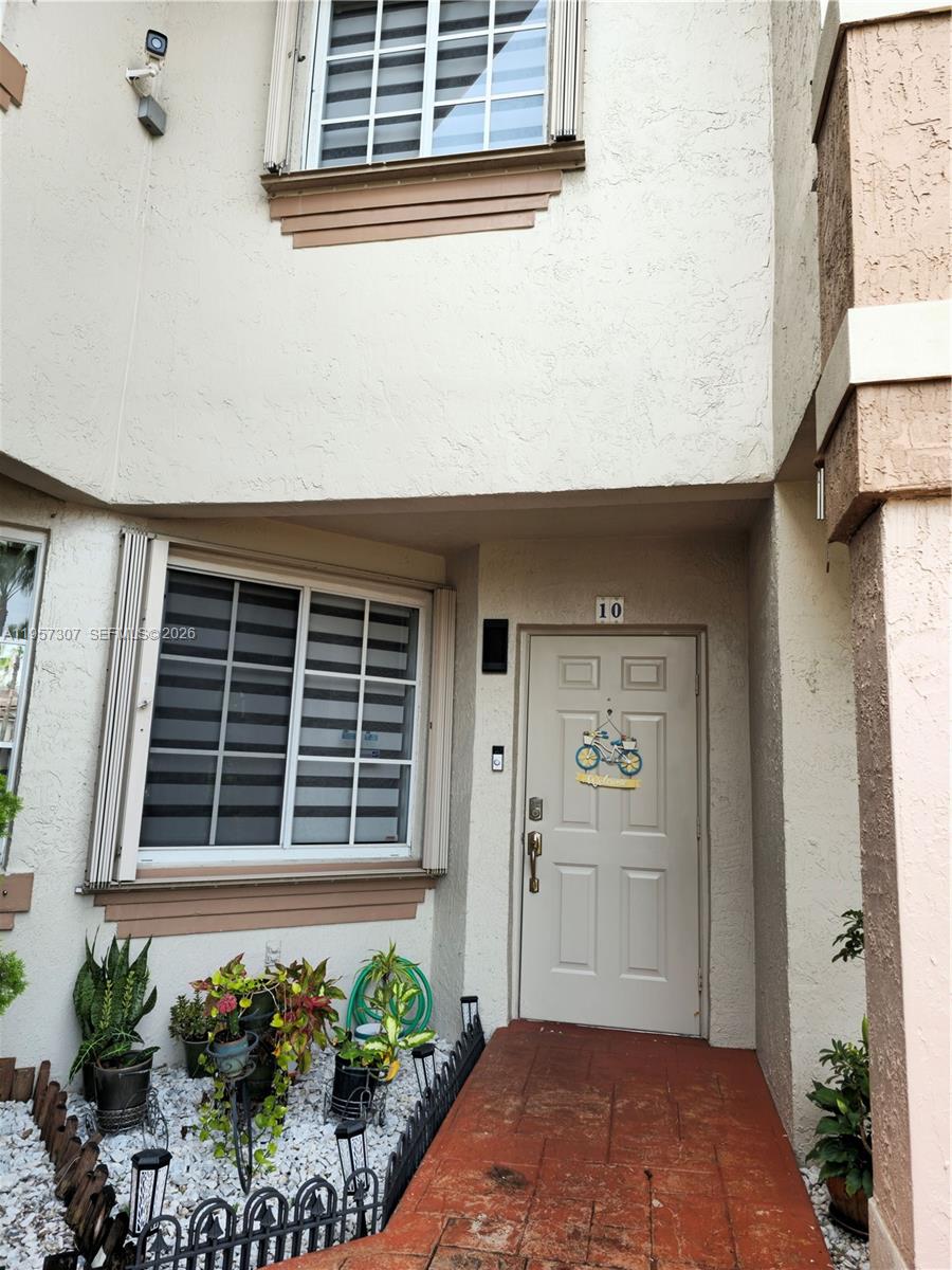 SECRET GARDEN CONDO - Residential