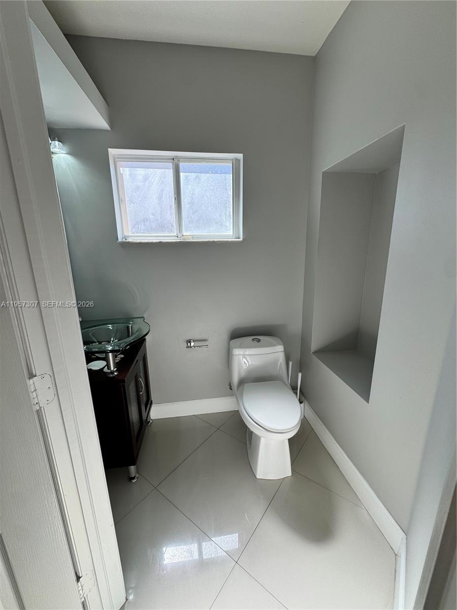 SECRET GARDEN CONDO - Residential