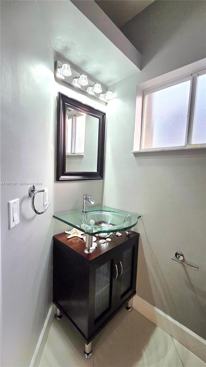 SECRET GARDEN CONDO - Residential