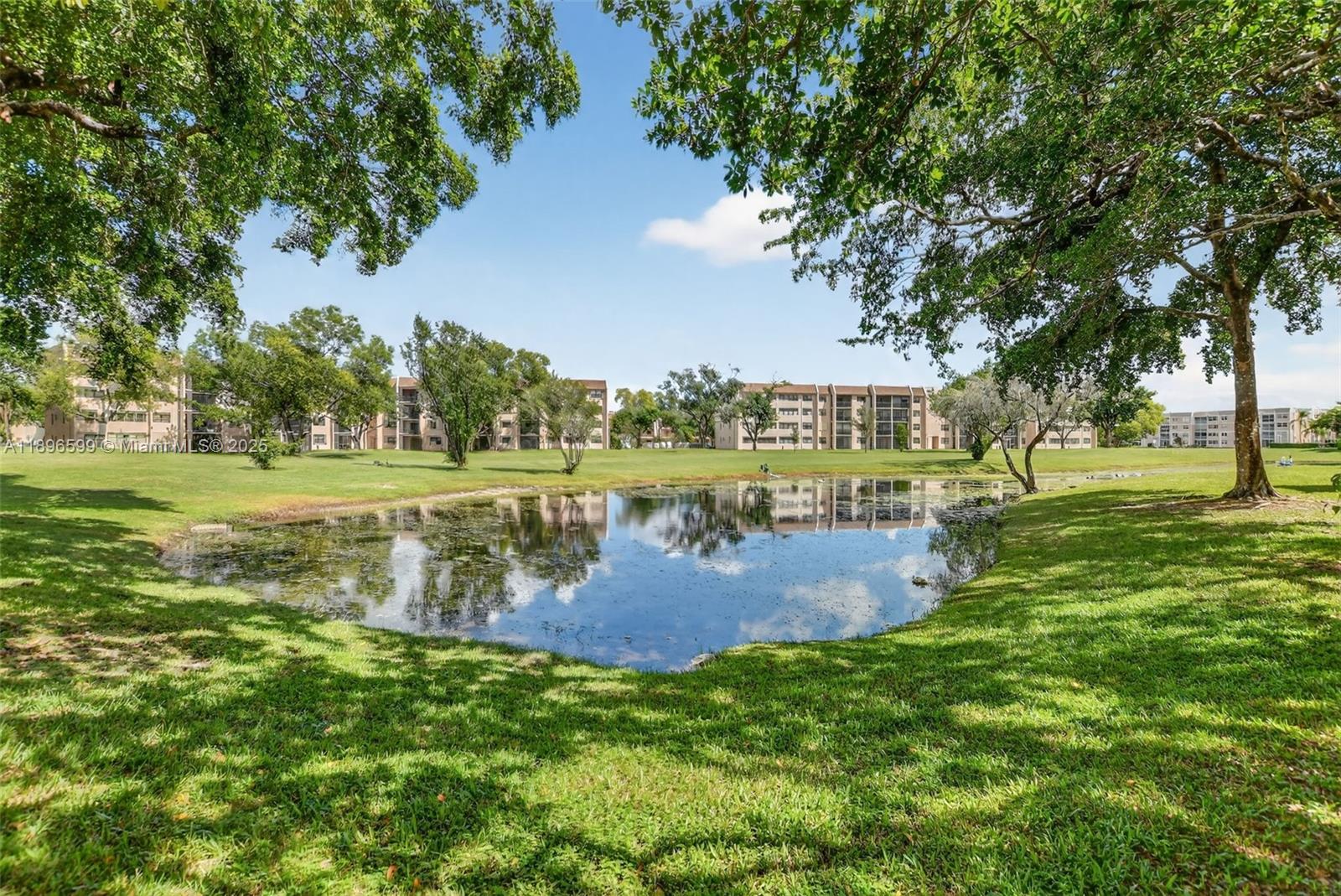 SUNRISE LAKES 183 CONDO - Residential