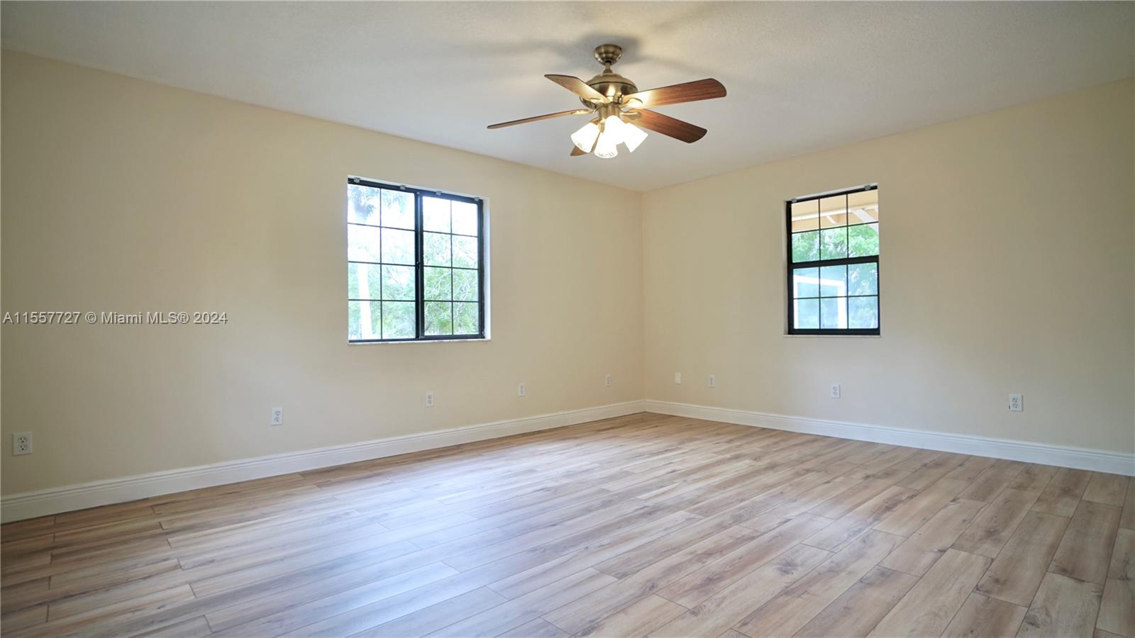 LAKE MONTAZA ESTATES - Residential