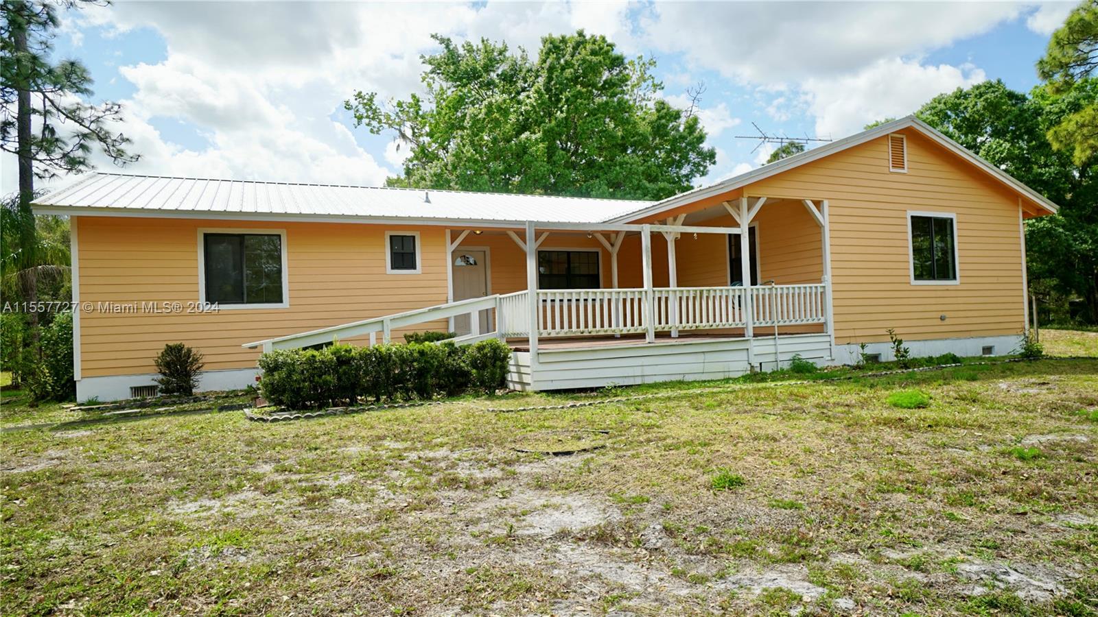 LAKE MONTAZA ESTATES - Residential