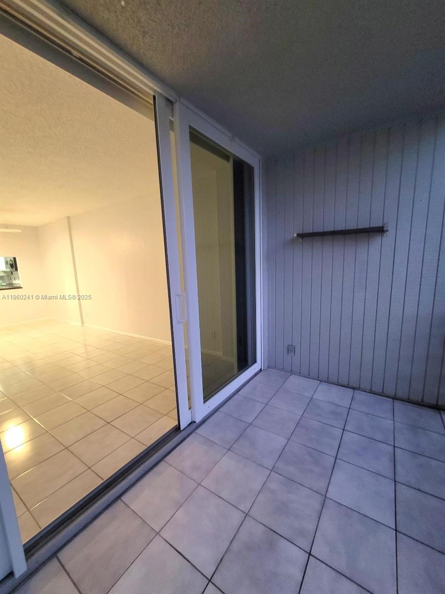 ROYAL PARK CONDO - Residential Lease