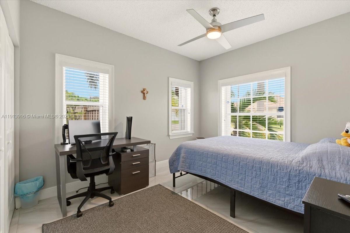 MELROSE PUD VERONA LAKES - Residential