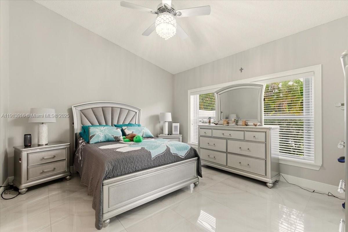 MELROSE PUD VERONA LAKES - Residential