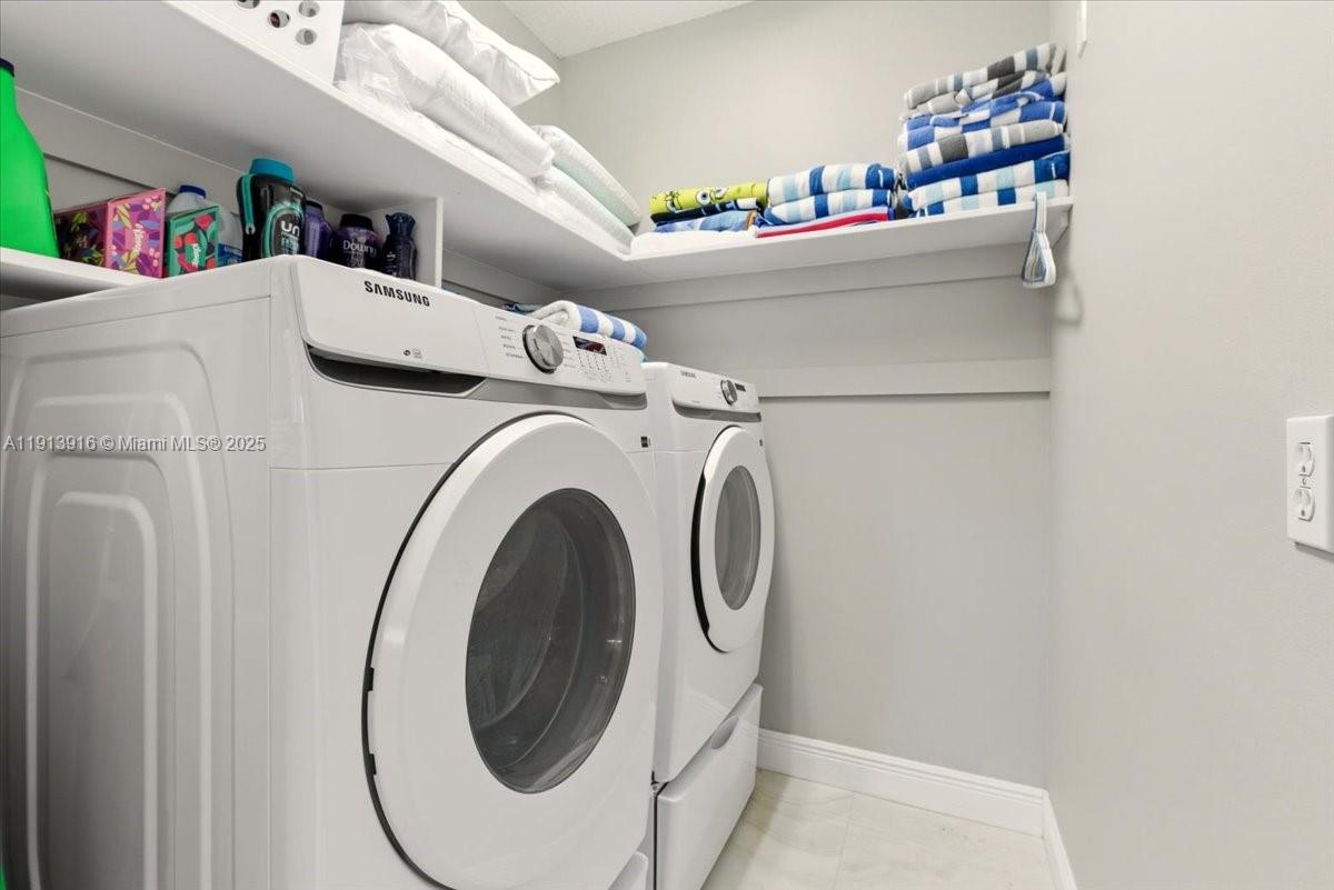 MELROSE PUD VERONA LAKES - Residential