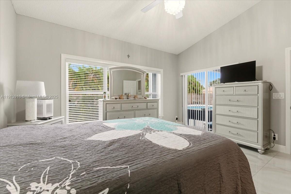 MELROSE PUD VERONA LAKES - Residential