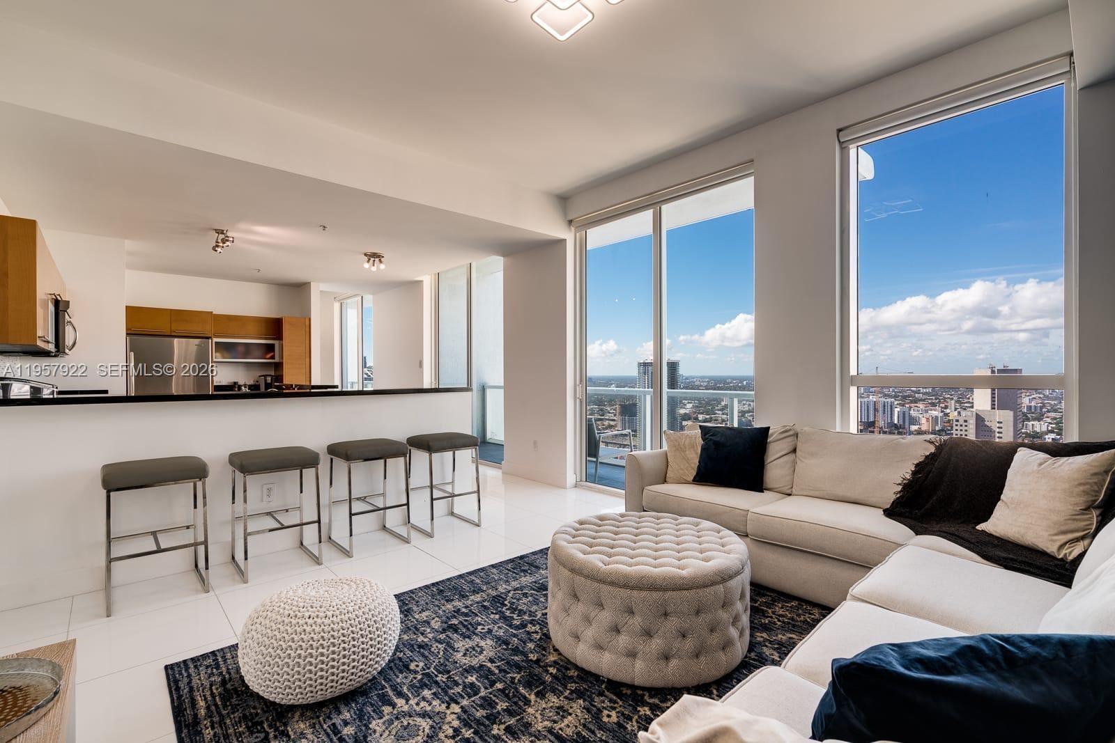 VIZCAYNE SOUTH CONDO - Residential