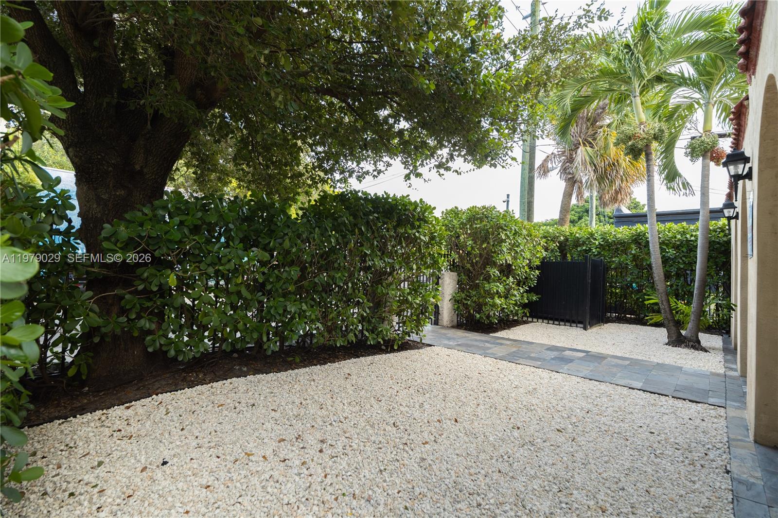 TRANQUILLA - Residential Lease