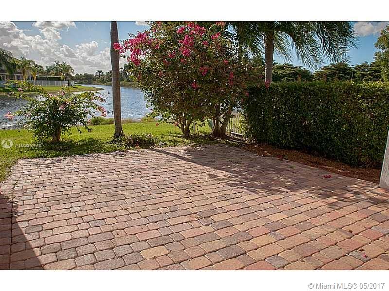 SECTOR 2-PARCELS 1 2 3 4 - Residential