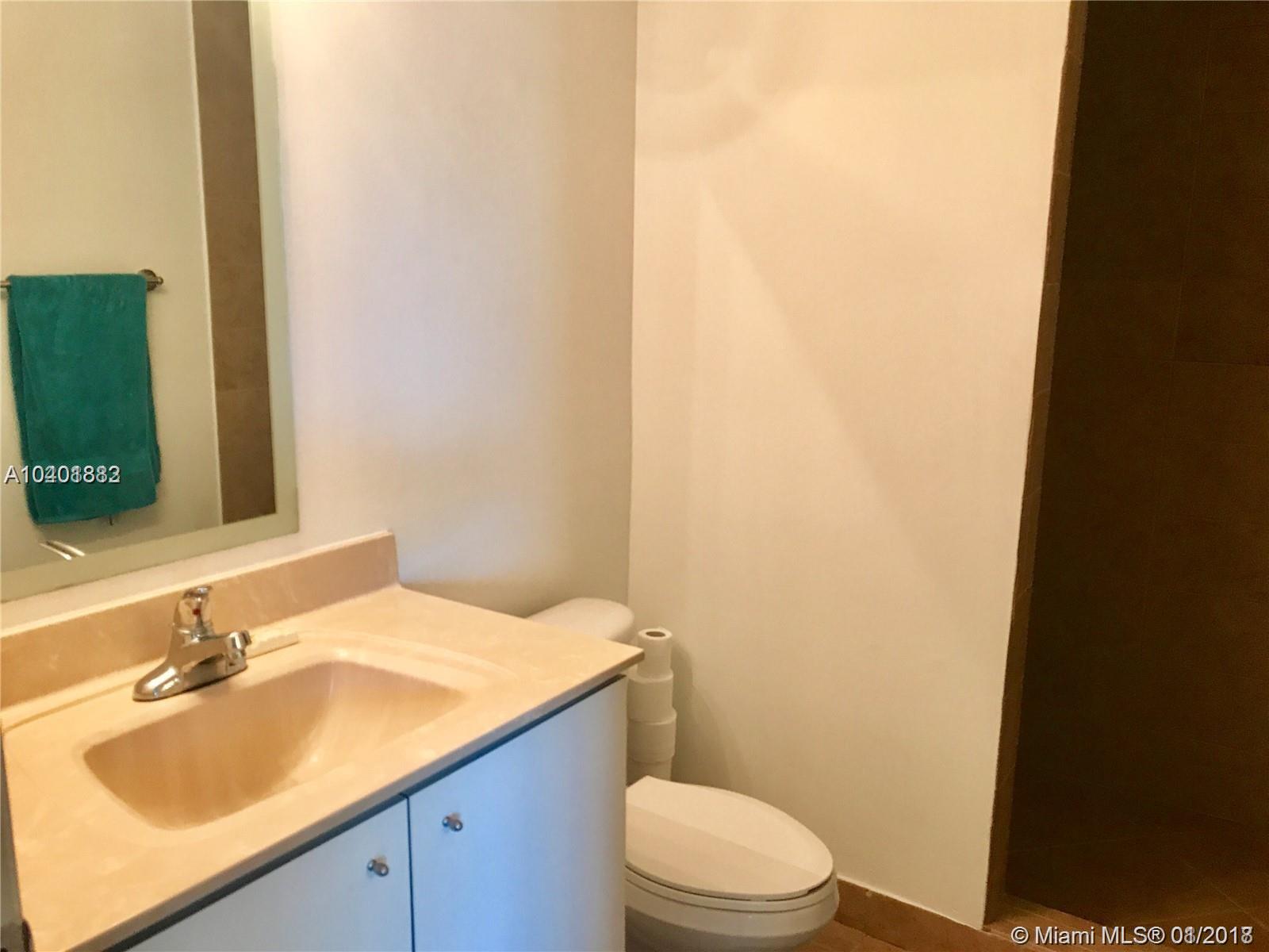 METROPOLIS I AT DADELAND - Residential Lease