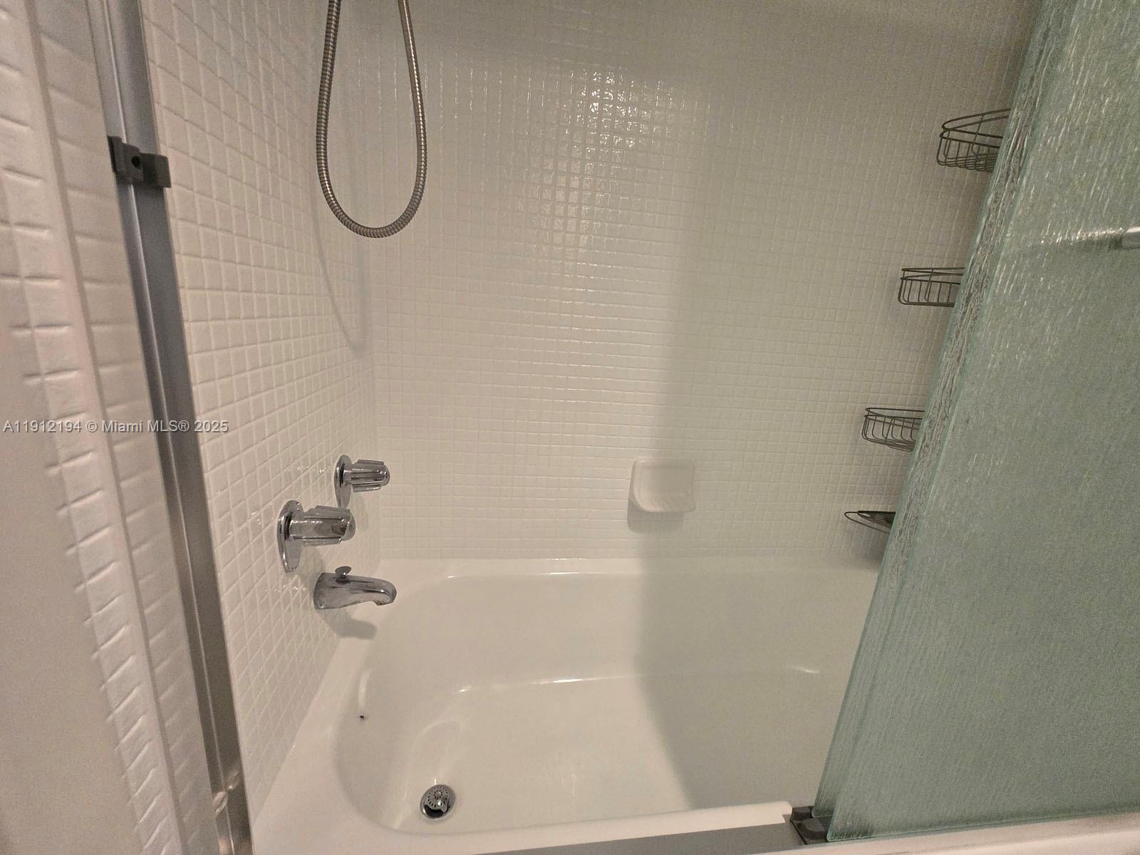 ARLEN HOUSE CONDO - Residential