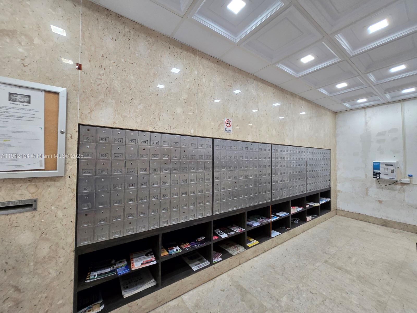 ARLEN HOUSE CONDO - Residential