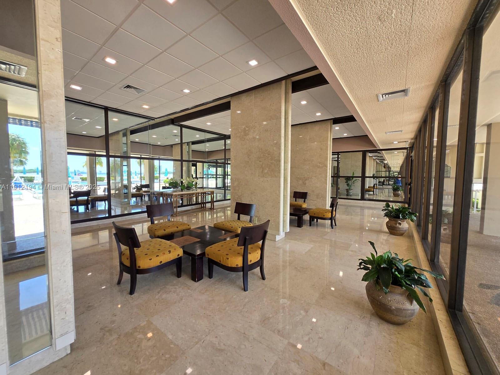 ARLEN HOUSE CONDO - Residential