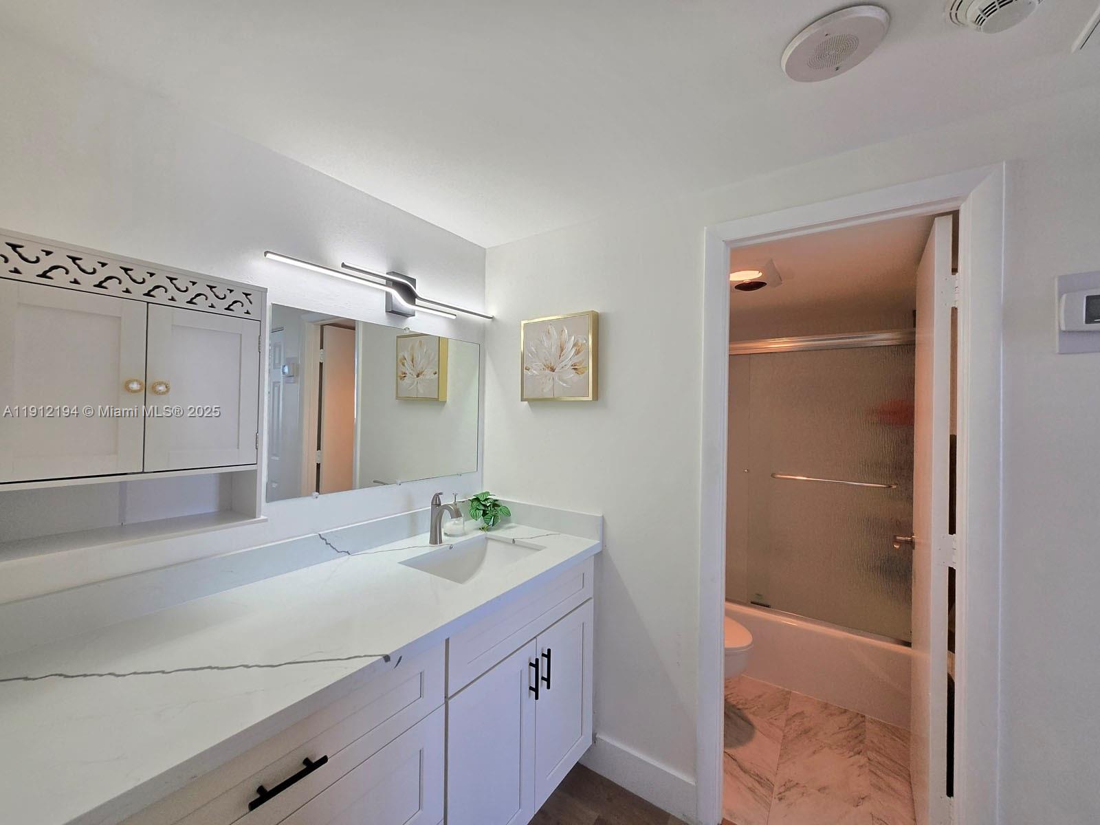 ARLEN HOUSE CONDO - Residential