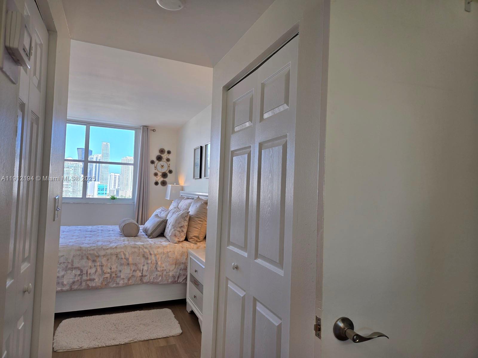 ARLEN HOUSE CONDO - Residential