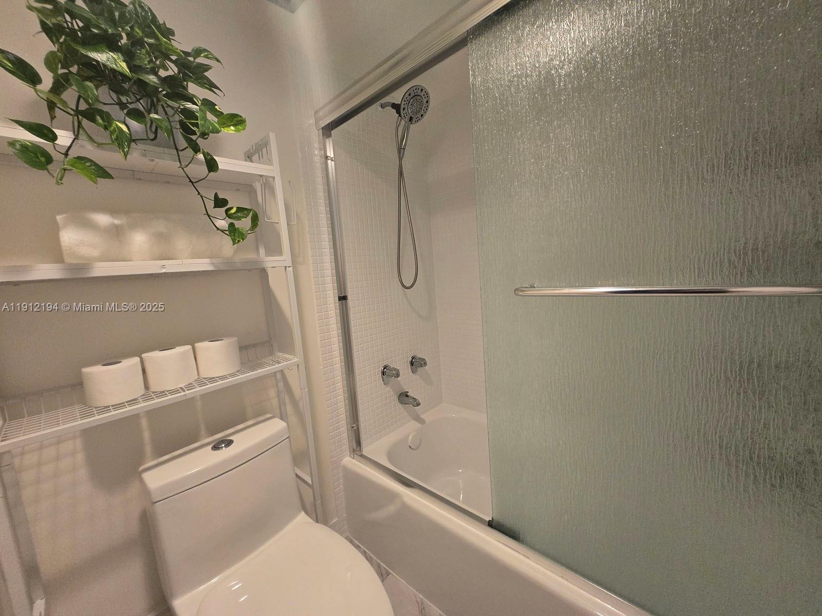 ARLEN HOUSE CONDO - Residential