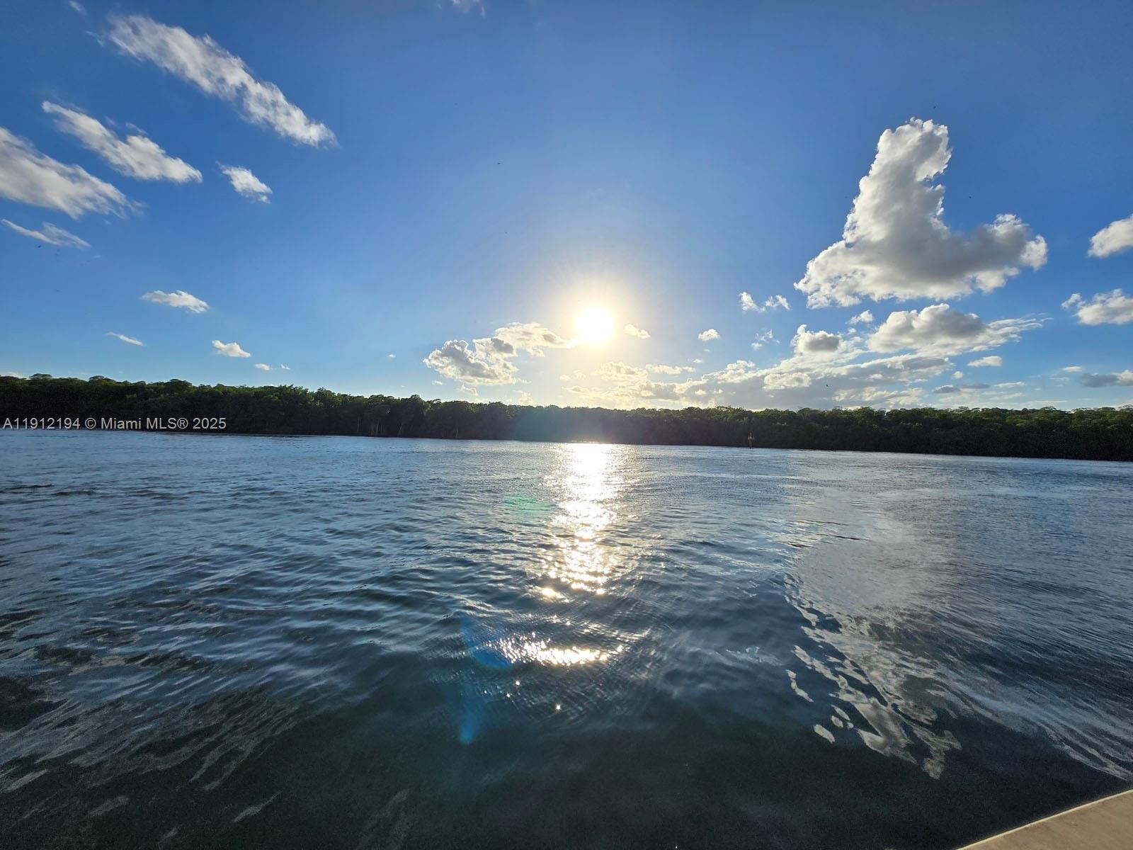 ARLEN HOUSE CONDO - Residential