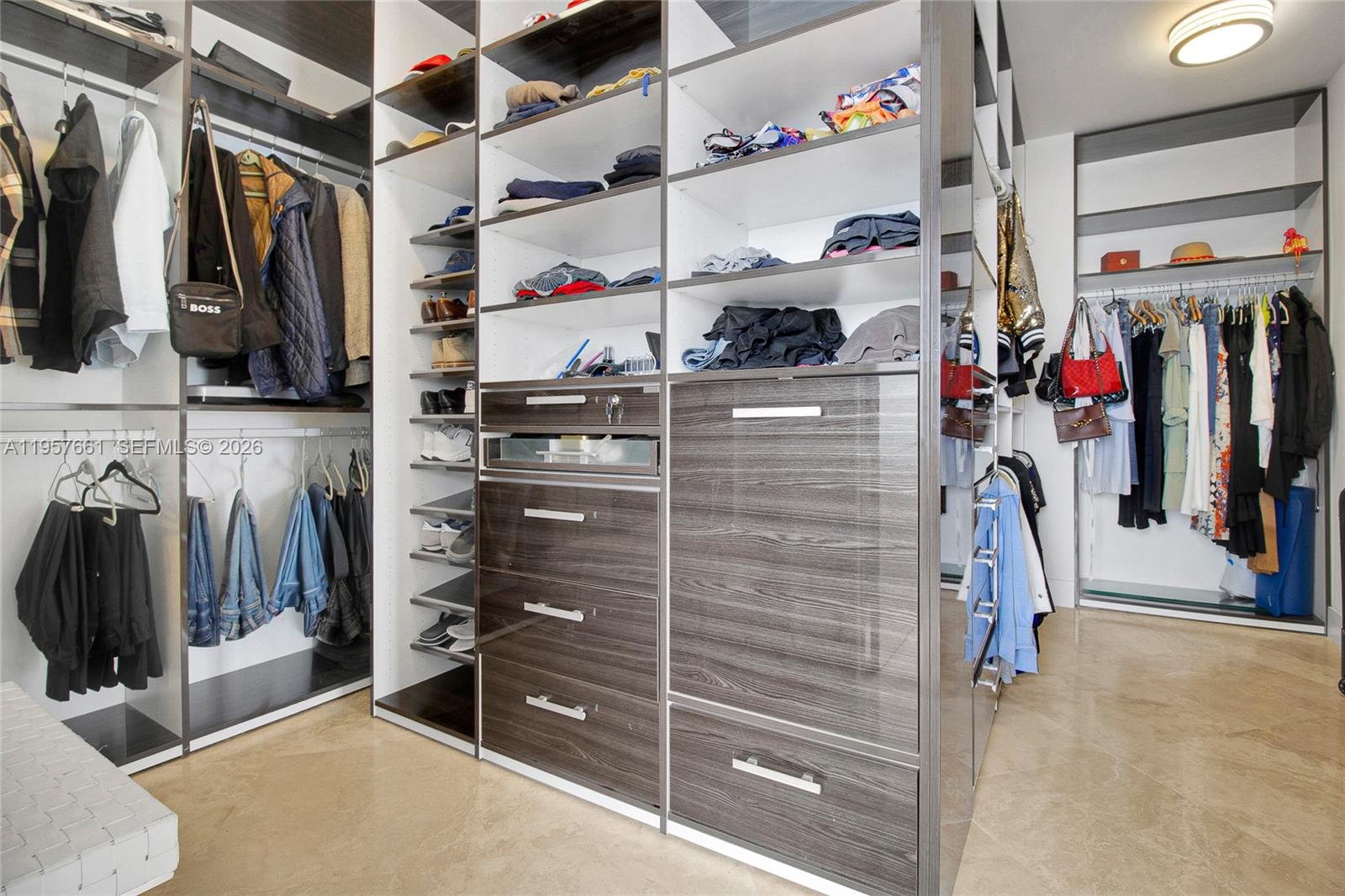 TRUMP PALACE CONDO - Residential