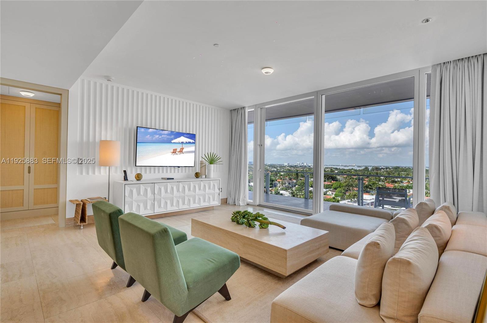 SURF CLUB CONDO - Residential