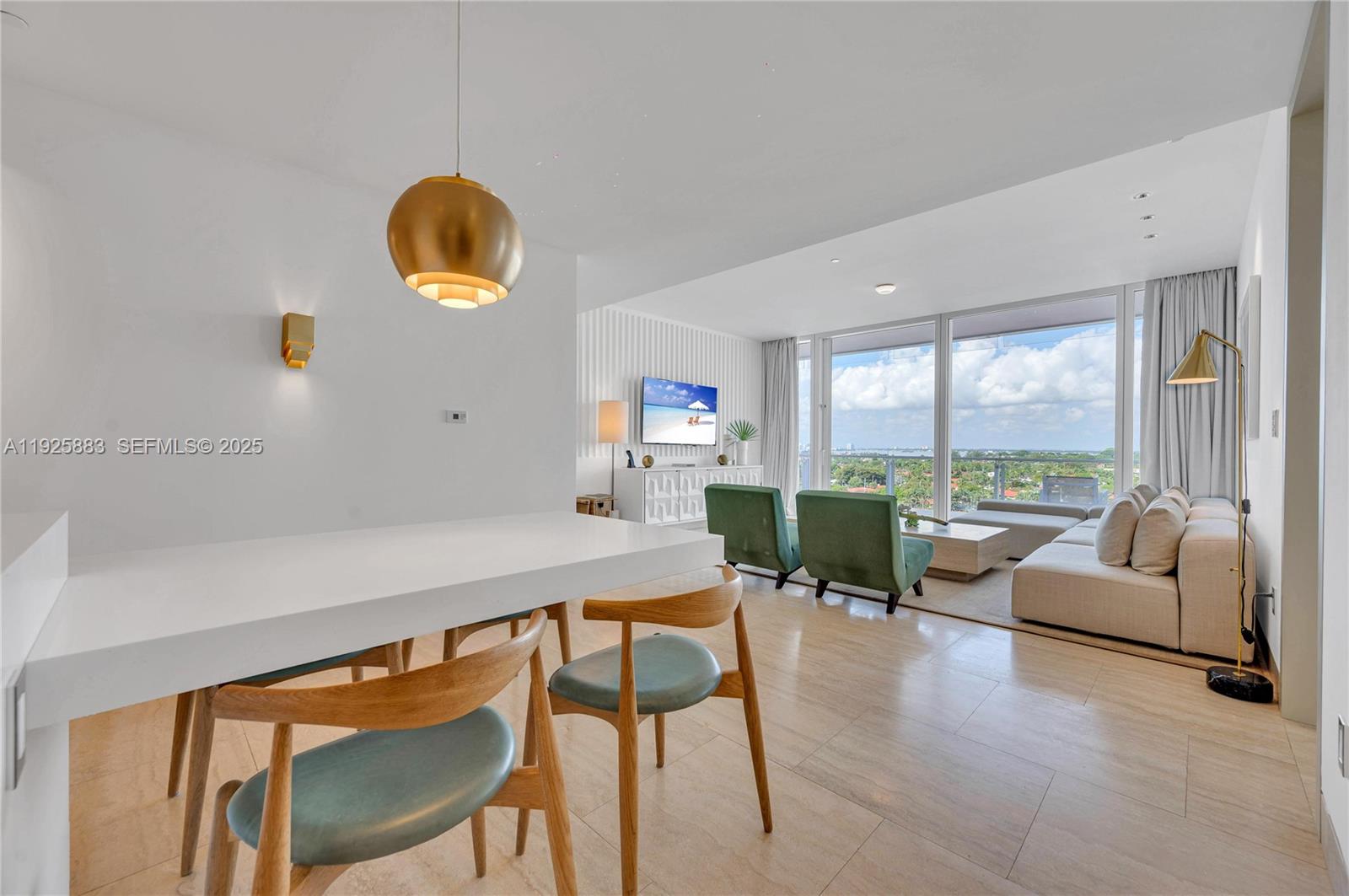 Properties 2 9111 Collins Ave N-914