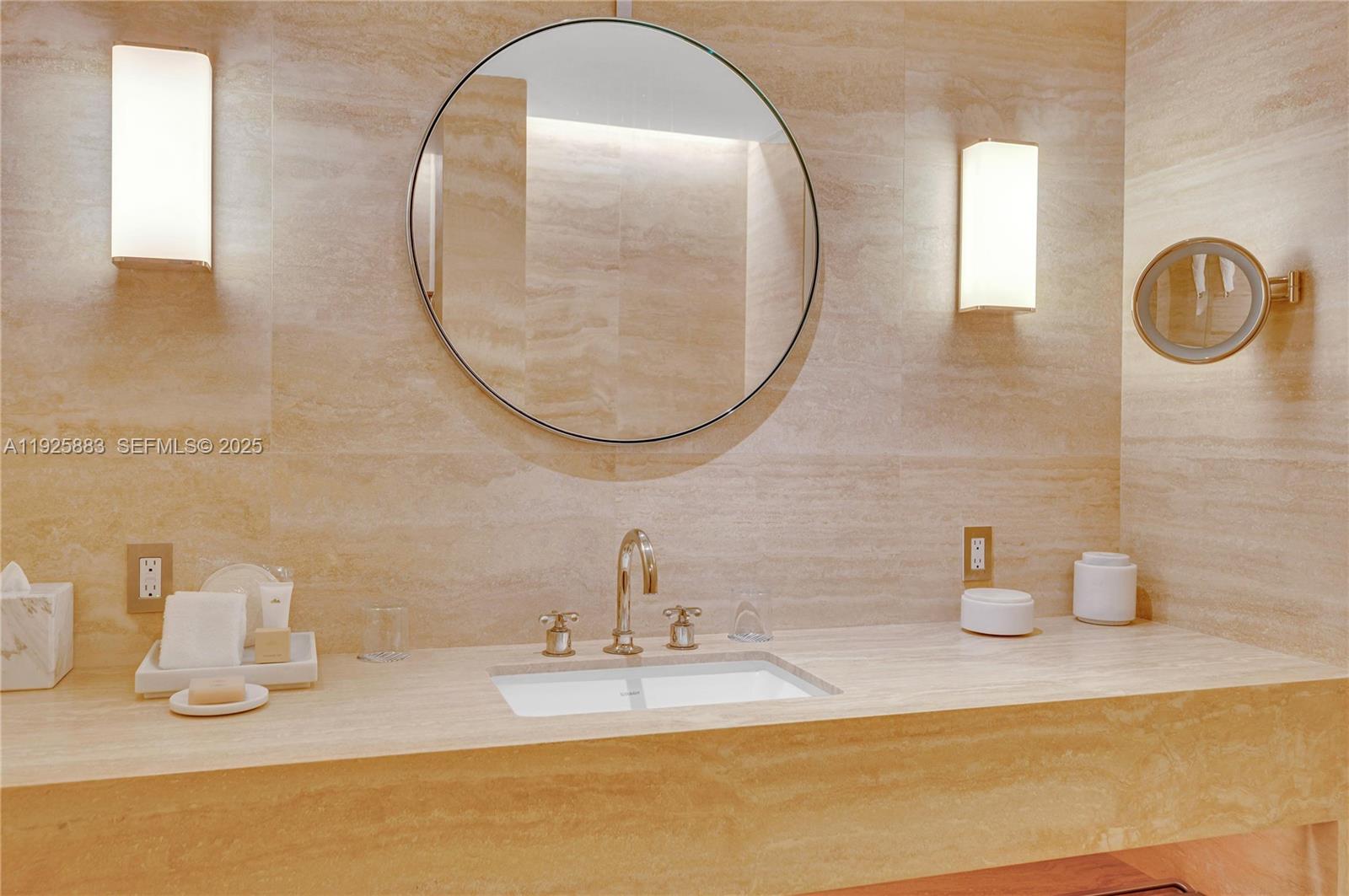 SURF CLUB CONDO - Residential