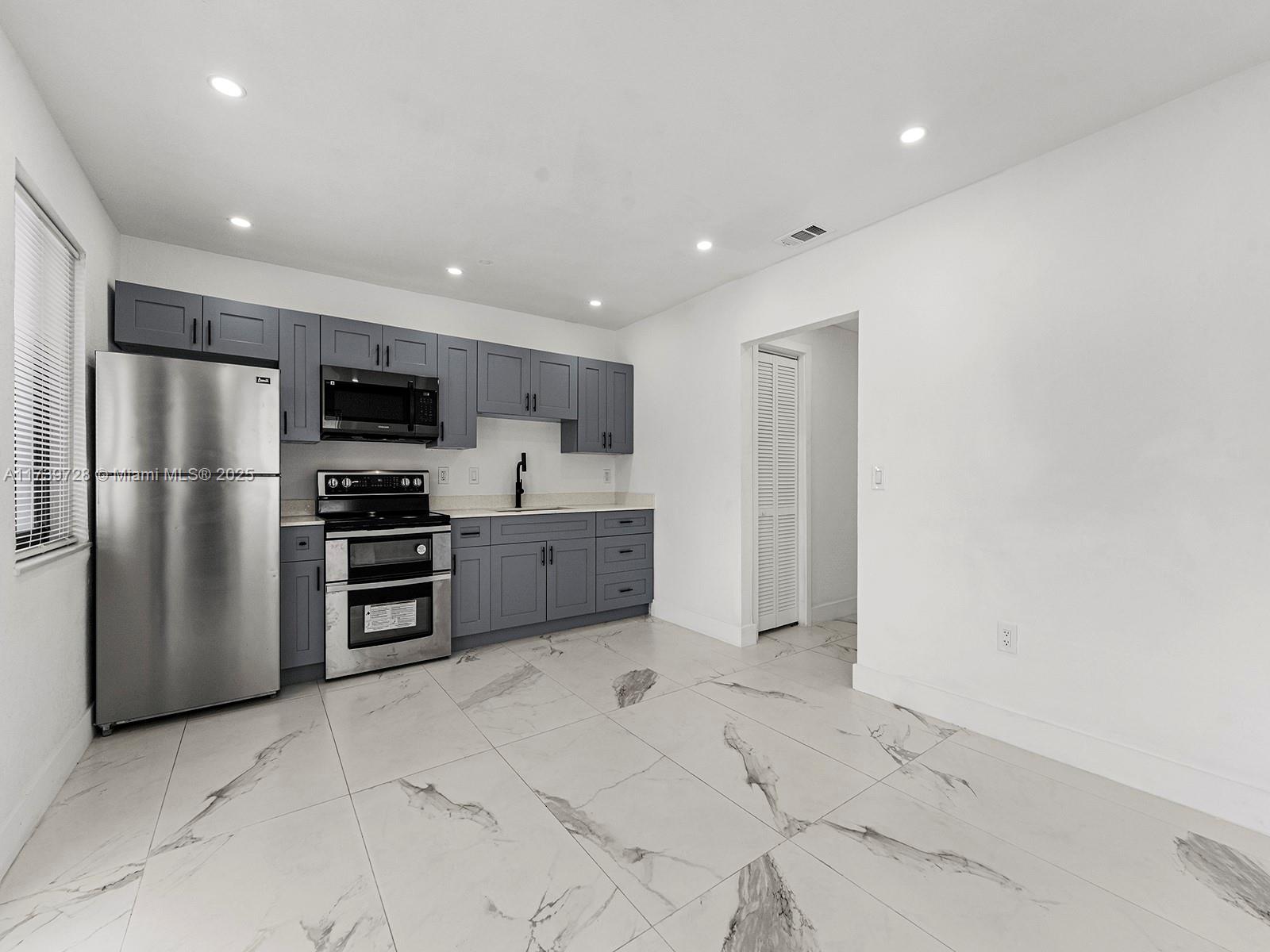 RIDGEVIEW SUB - Residential Income