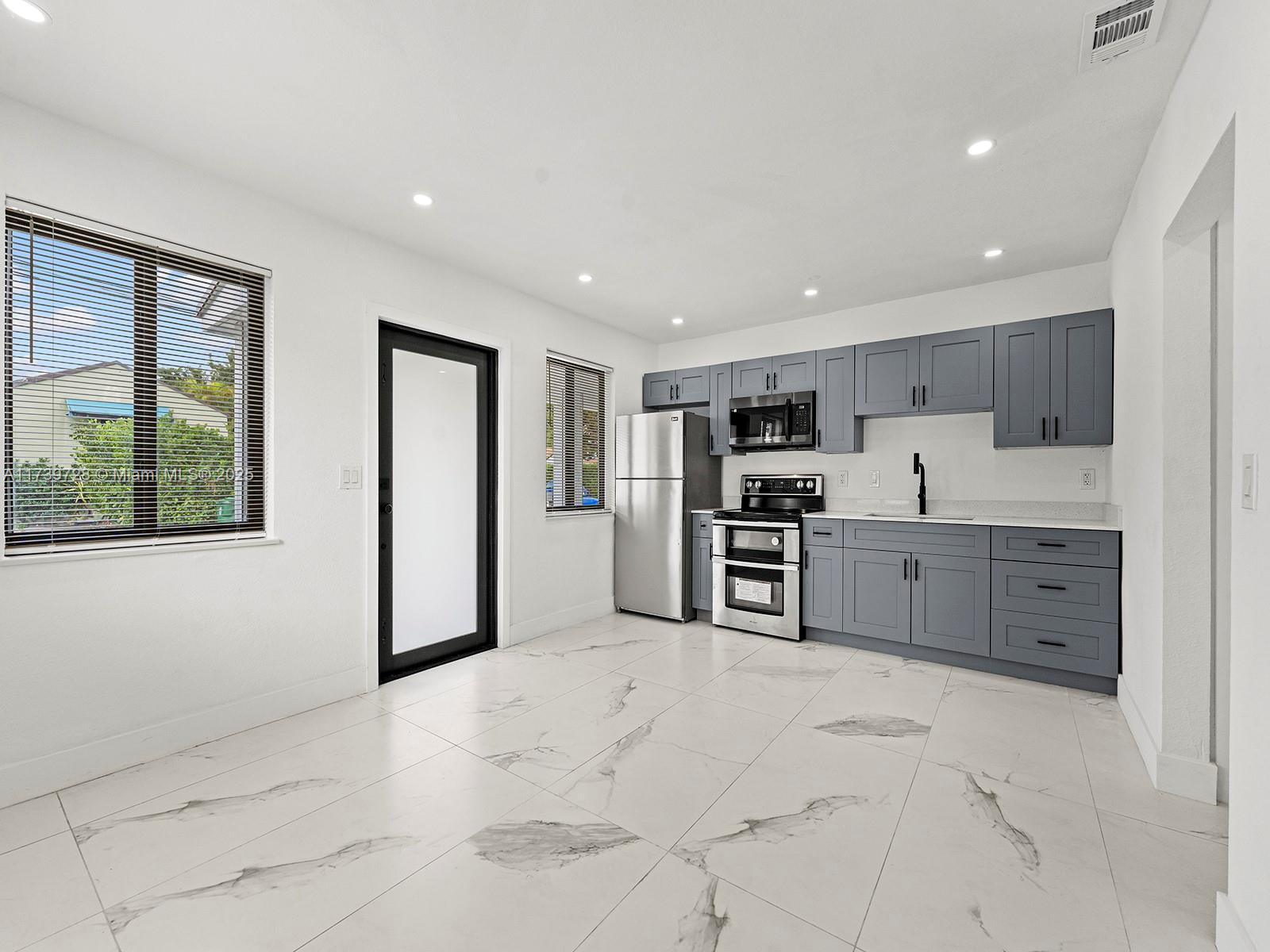 RIDGEVIEW SUB - Residential Income