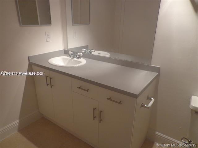 SUN VISTA GARDENS CONDO - Residential Lease