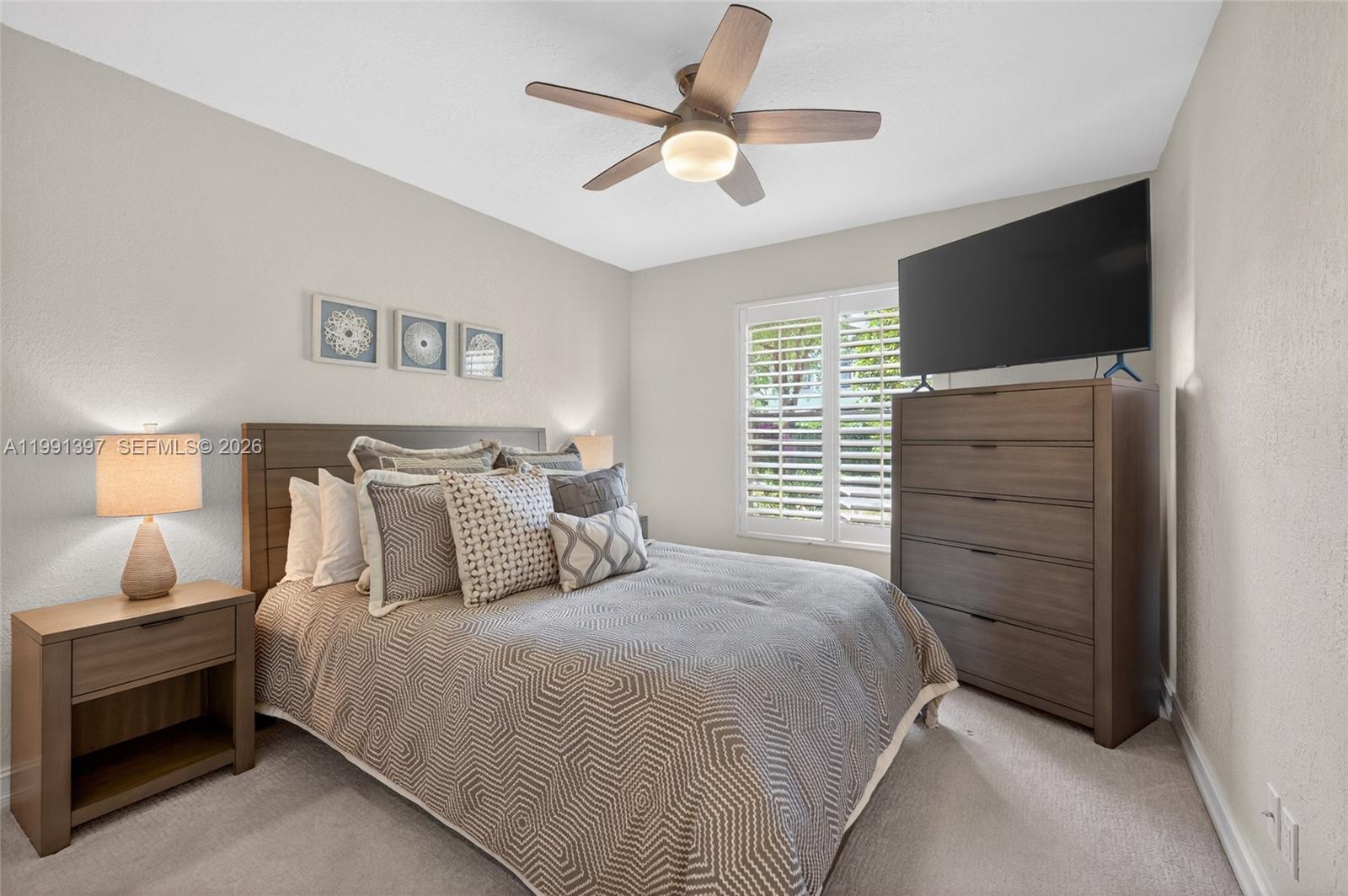 EAGLE POINT - Residential