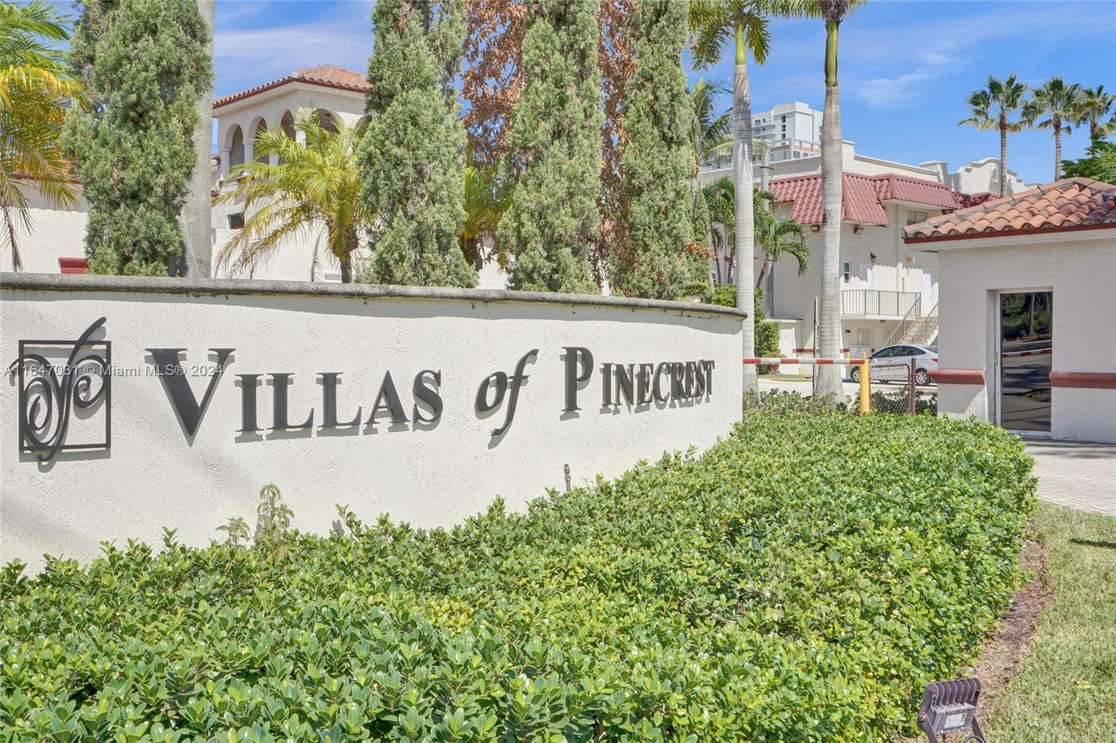 View Pinecrest, FL 33156 condo