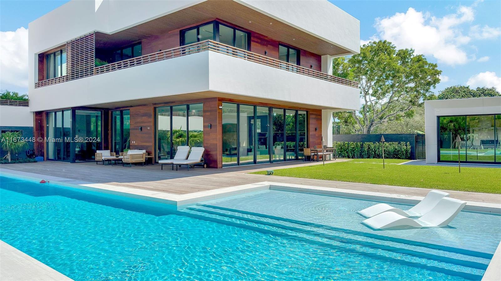 MIAMI SHORES SEC 4 AMD PL - Residential