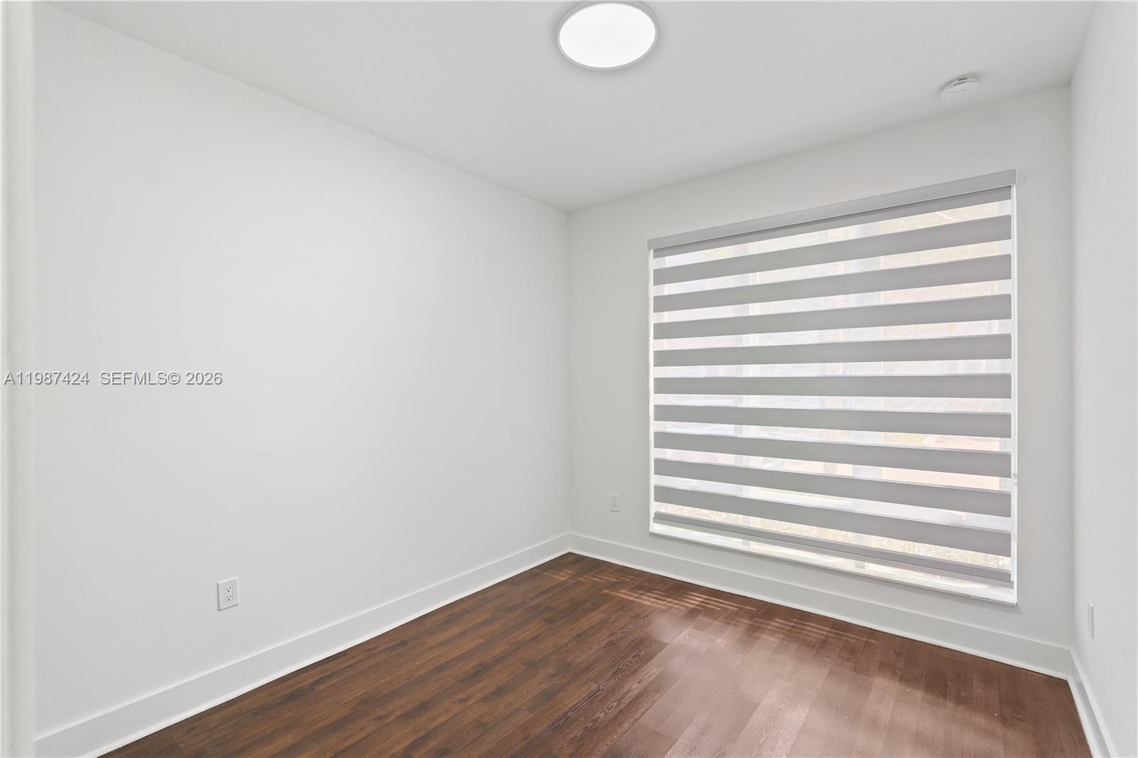 LANDMARK AT DORAL - Residential Lease