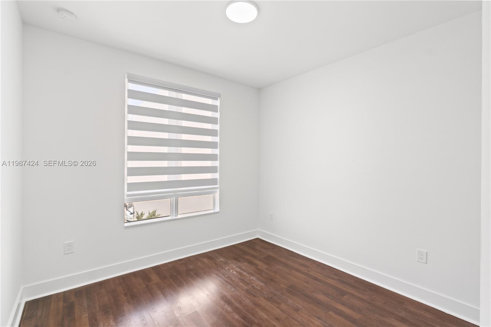 LANDMARK AT DORAL - Residential Lease