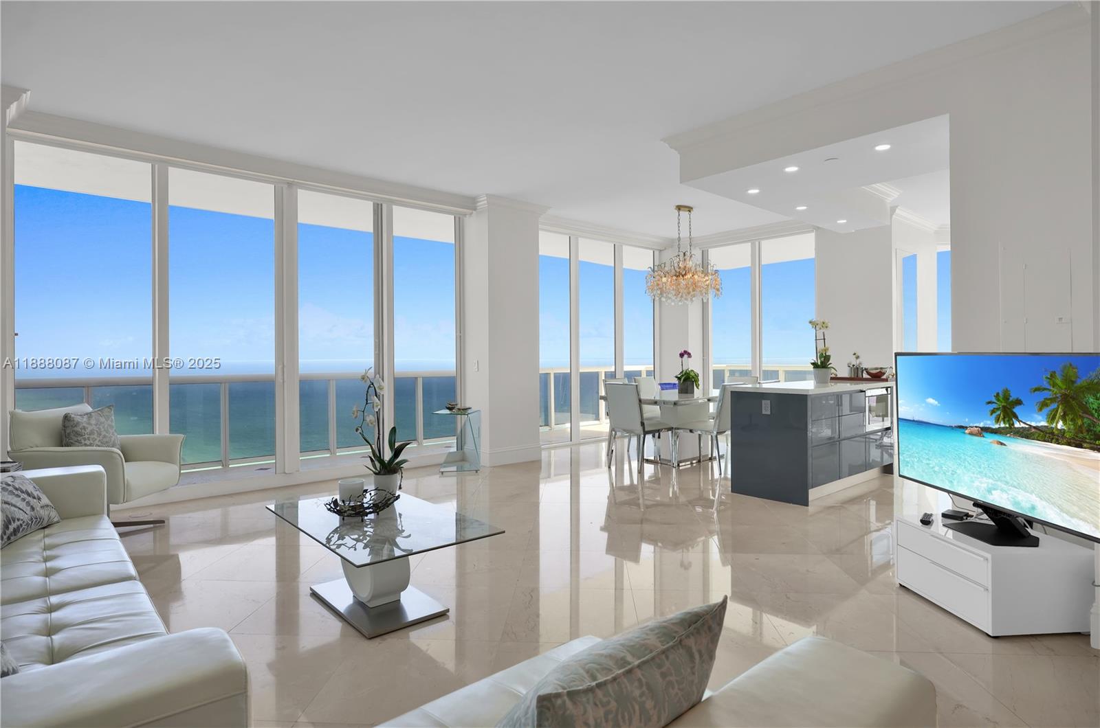 4779 Collins Ave PH4301
