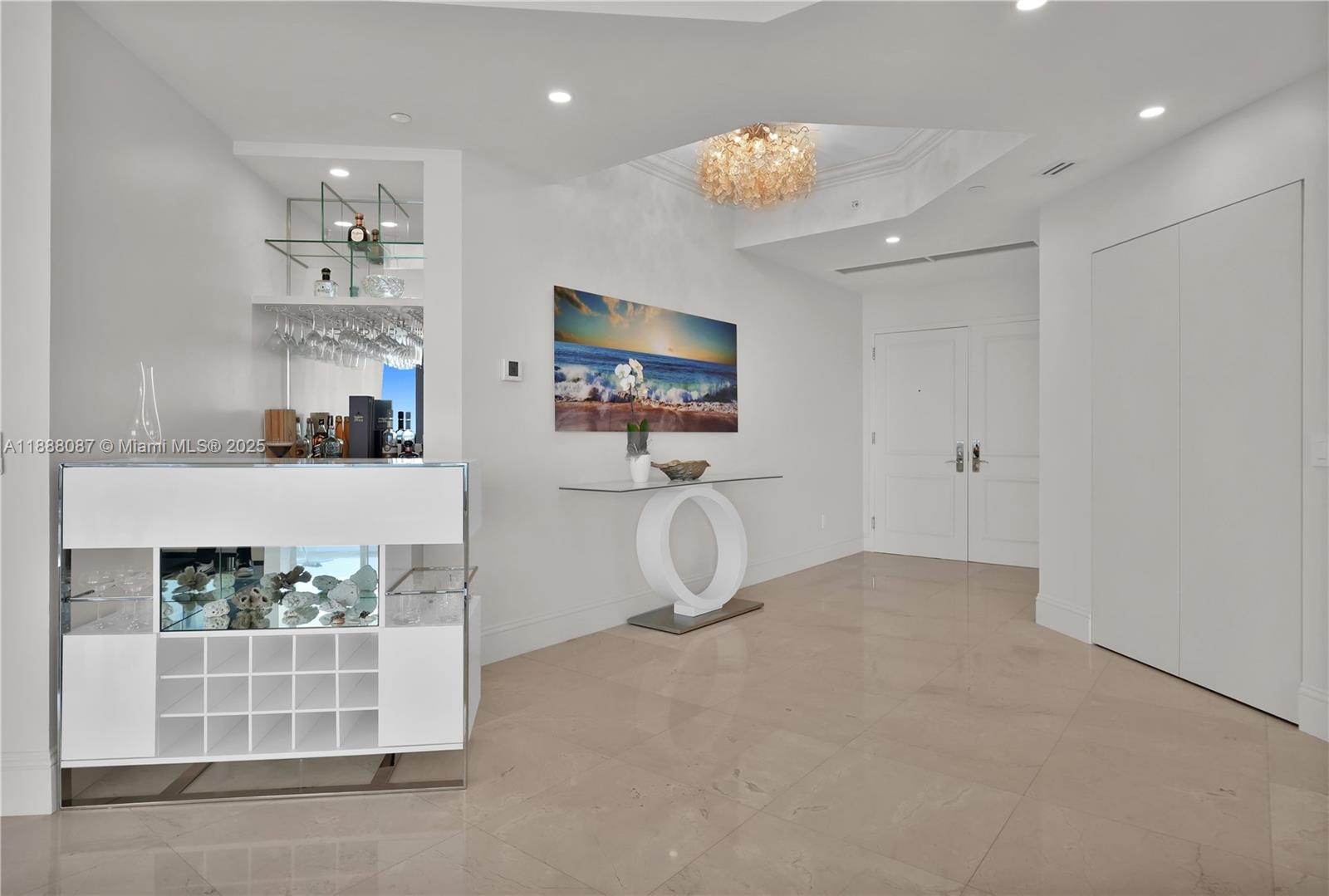 BLUE DIAMOND CONDO - Residential