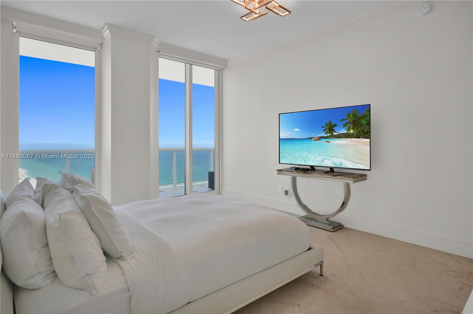 BLUE DIAMOND CONDO - Residential