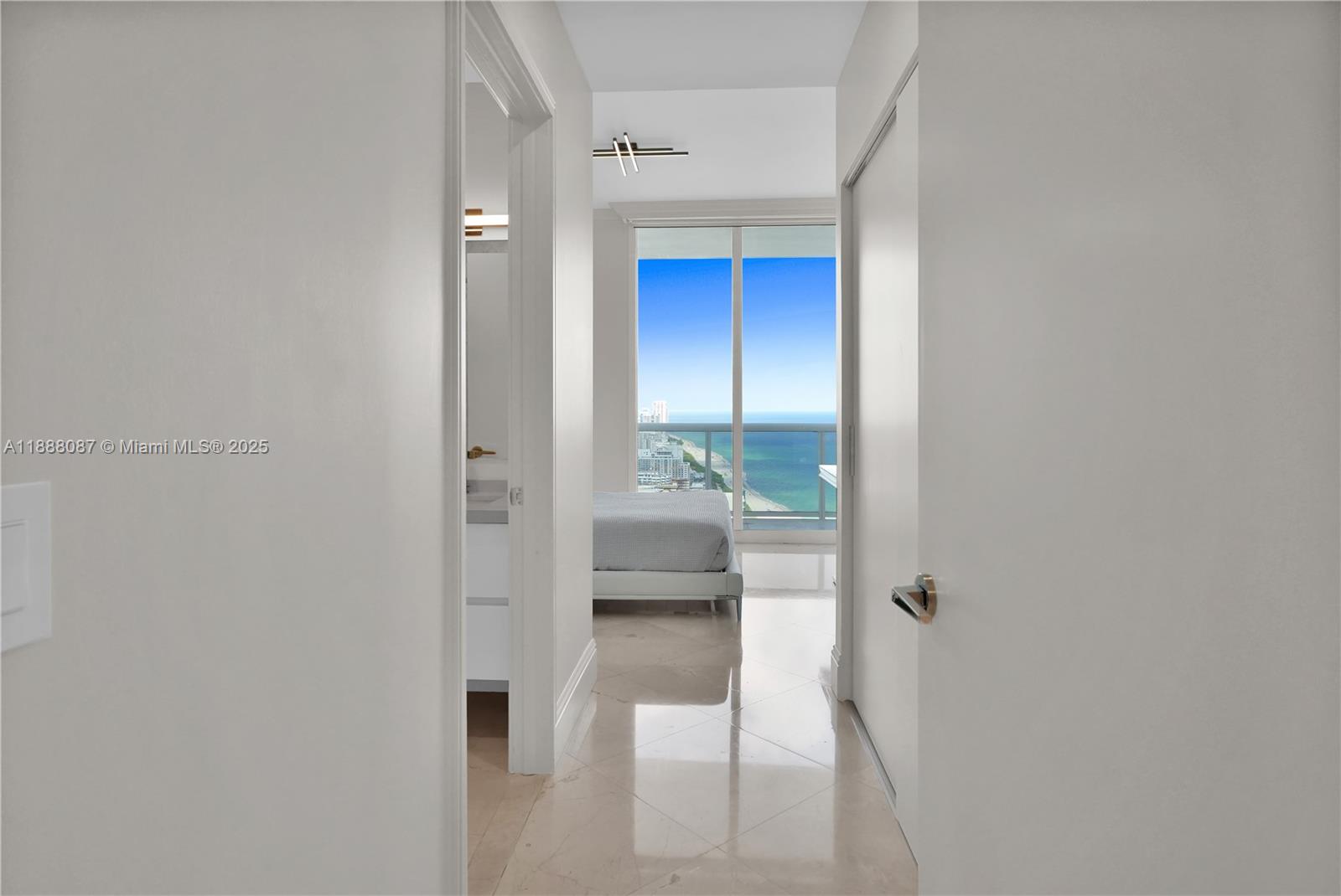 BLUE DIAMOND CONDO - Residential