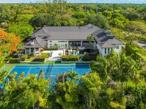 A home in Pinecrest