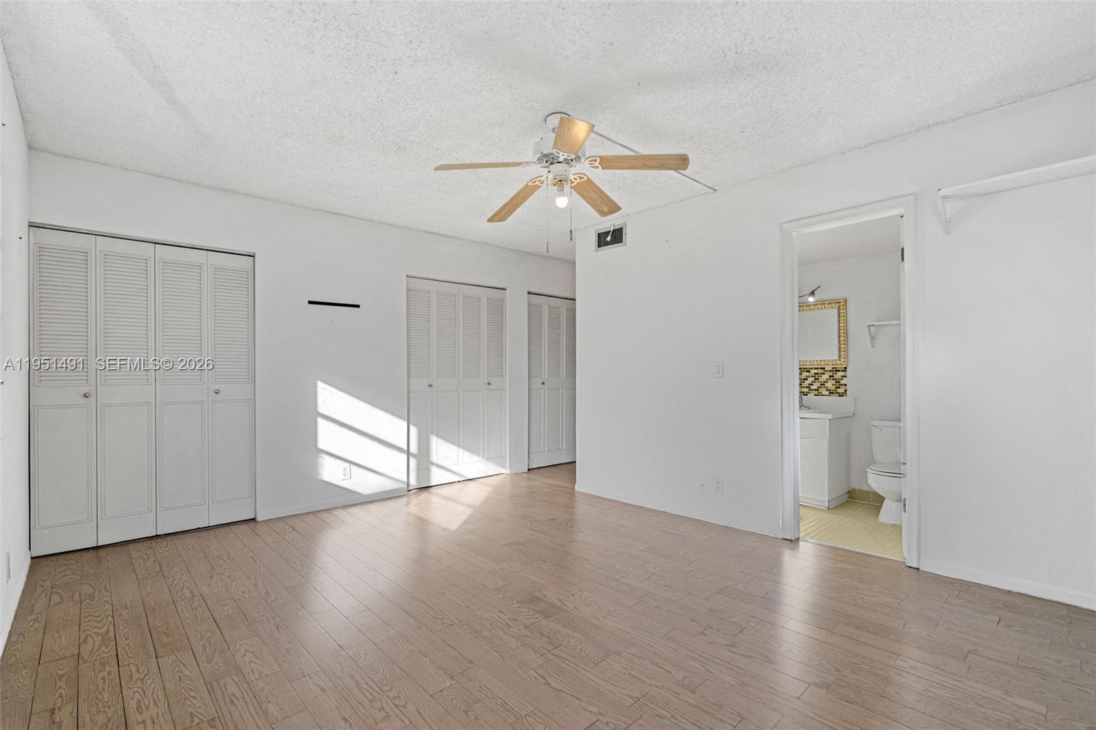 MEADOWBROOK LAKES CONDO - Residential