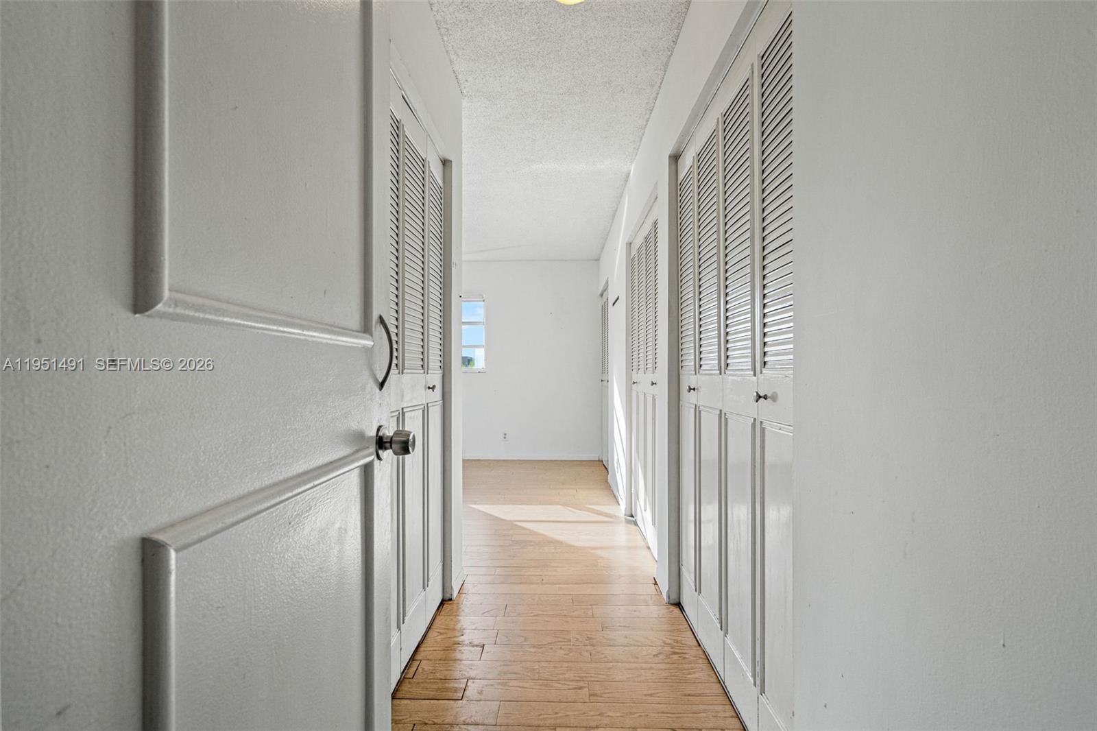 MEADOWBROOK LAKES CONDO - Residential