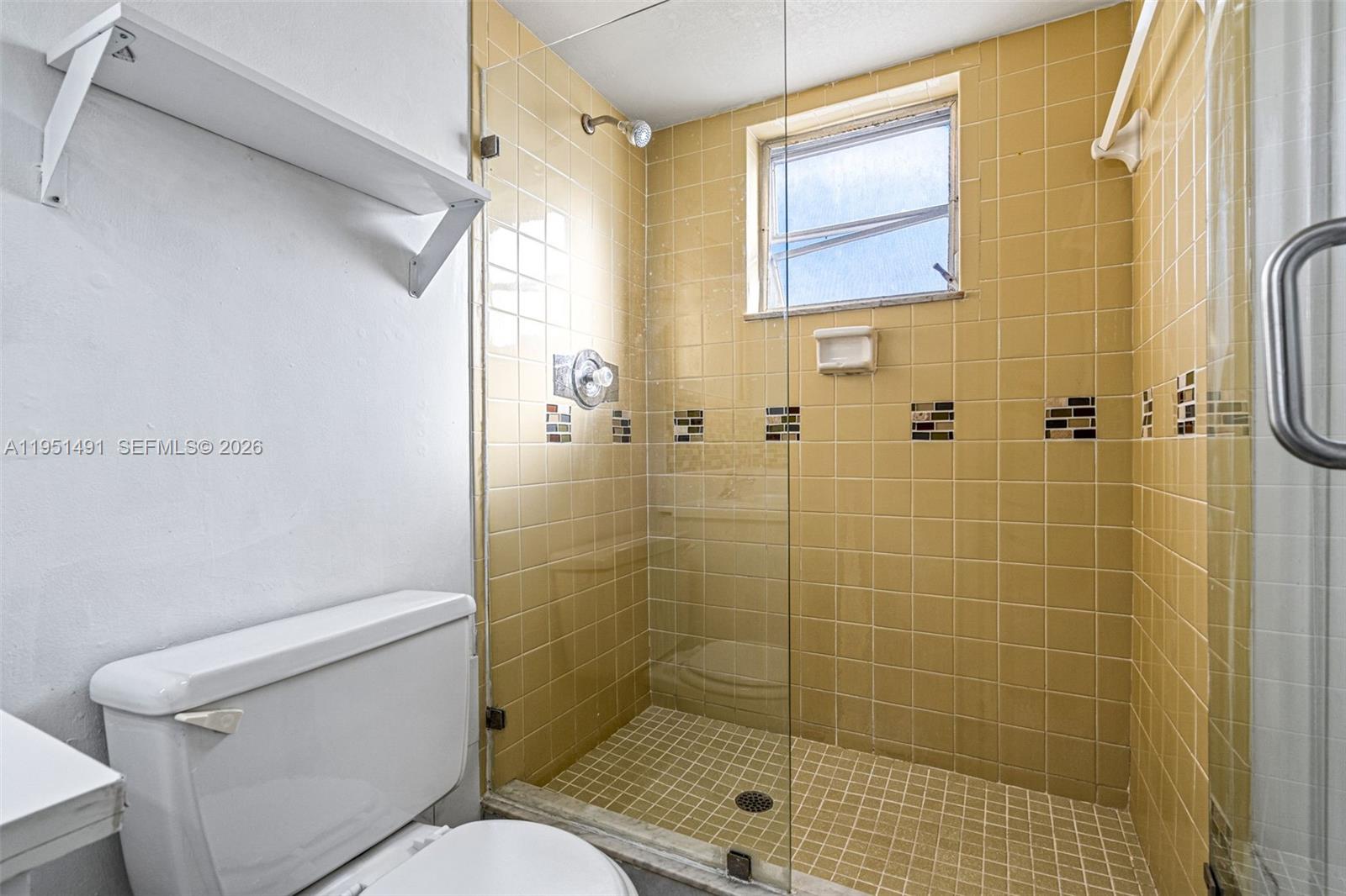 MEADOWBROOK LAKES CONDO - Residential